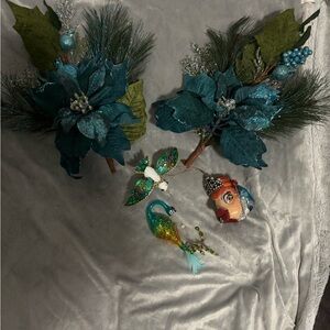 Lot of turquoise Christmas ornaments